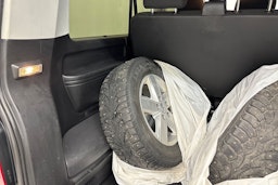 valkoinen Volkswagen Caravelle 2017 kuva 13.