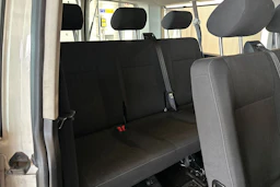 valkoinen Volkswagen Caravelle 2017 kuva 7.