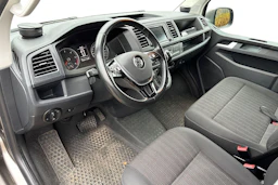 met. ruskea (beige) Volkswagen Caravelle 2017 kuva 3.