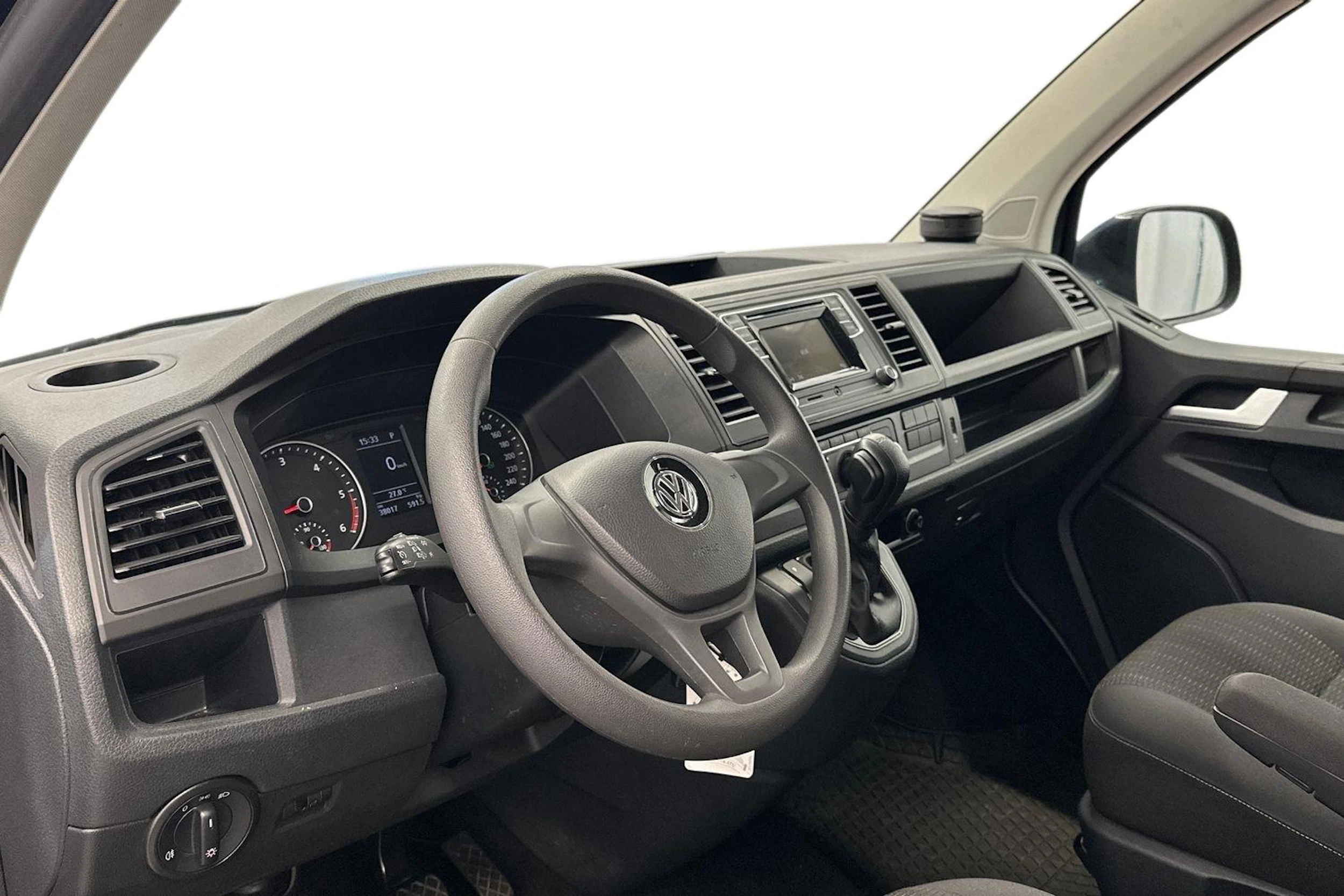sininen Volkswagen Caravelle 2019 kuva 6.