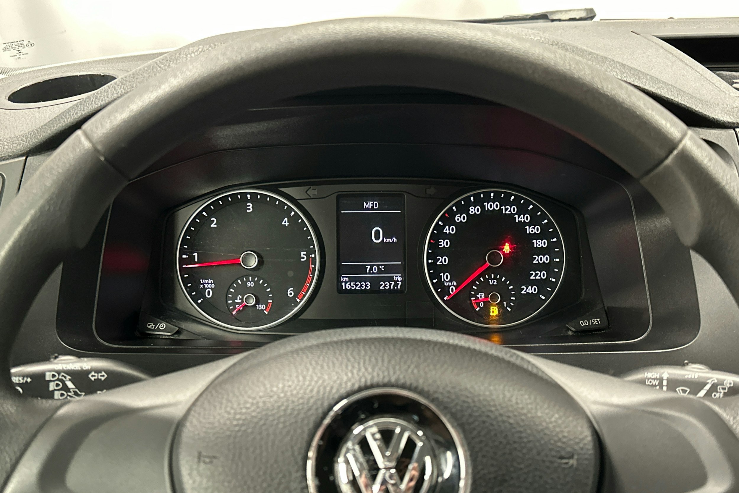 valkoinen Volkswagen Caravelle 2019 kuva 8.