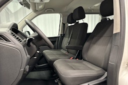 valkoinen Volkswagen Caravelle 2019 kuva 14.
