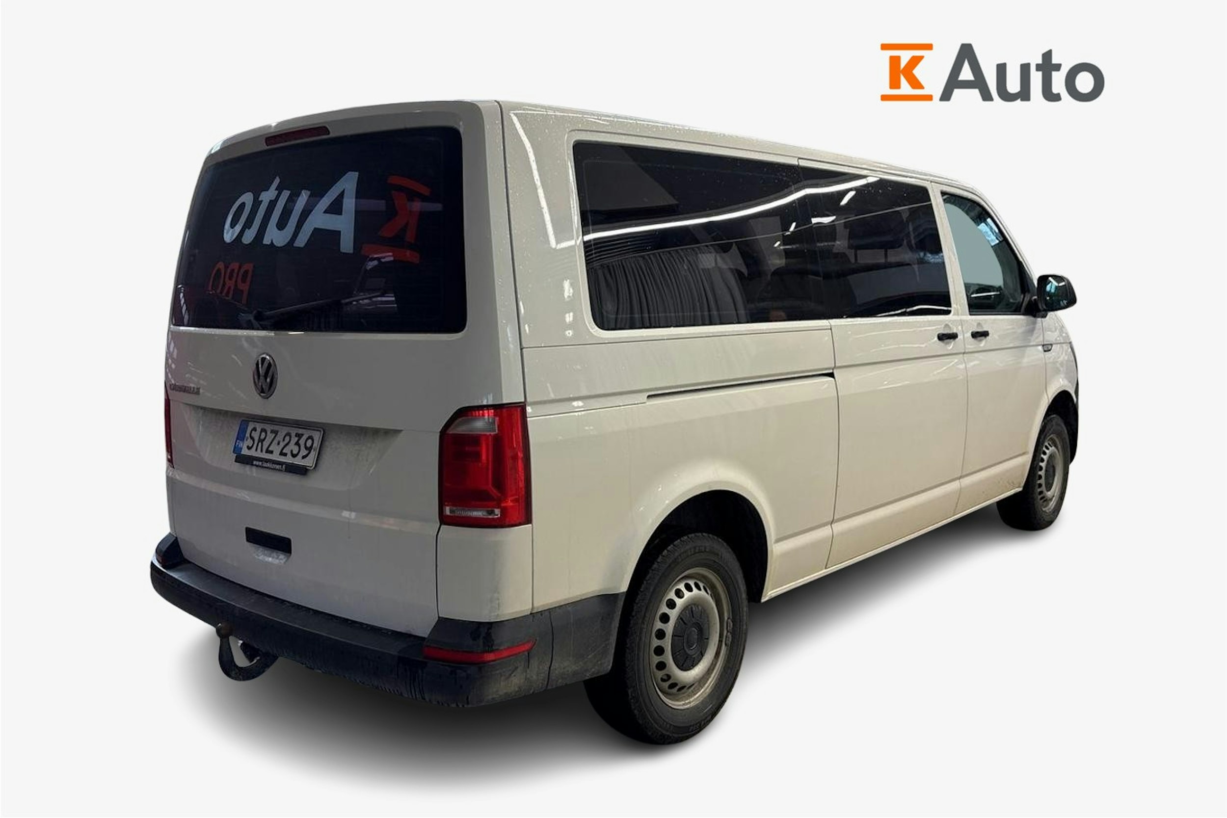 valkoinen Volkswagen Caravelle 2019 kuva 2.