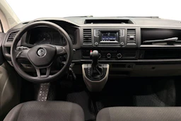 Valkoinen Volkswagen CARAVELLE 2019 kuva 9.
