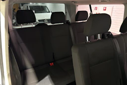 Valkoinen Volkswagen CARAVELLE 2019 kuva 13.