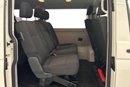 valkoinen Volkswagen Caravelle 2019 kuva 10.