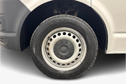 valkoinen Volkswagen Caravelle 2019 kuva 11.