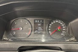 valkoinen Volkswagen Caravelle 2019 kuva 22.