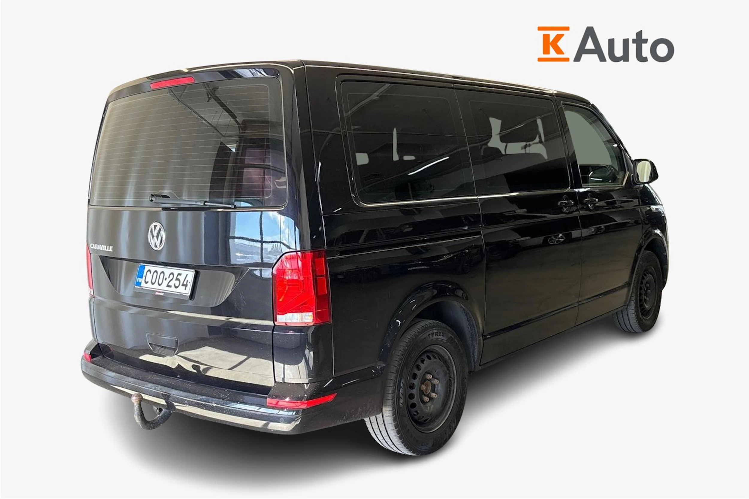 musta Volkswagen Caravelle 2020 kuva 2.