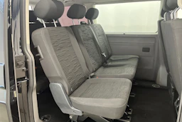 musta Volkswagen Caravelle 2020 kuva 19.