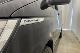 musta Volkswagen Caravelle 2020 kuva 22.