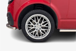 Punainen Volkswagen CARAVELLE 2020 kuva 11.