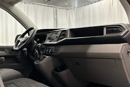 valkoinen Volkswagen Caravelle 2020 kuva 11.