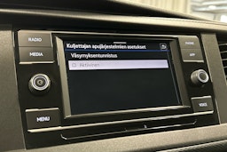 valkoinen Volkswagen Caravelle 2020 kuva 20.