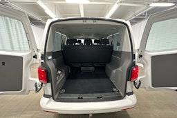 valkoinen Volkswagen Caravelle 2020 kuva 21.