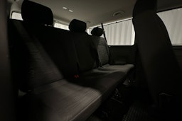 valkoinen Volkswagen Caravelle 2020 kuva 23.