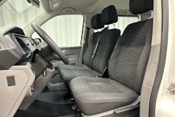 valkoinen Volkswagen Caravelle 2020 kuva 14.