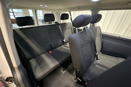valkoinen Volkswagen Caravelle 2020 kuva 15.