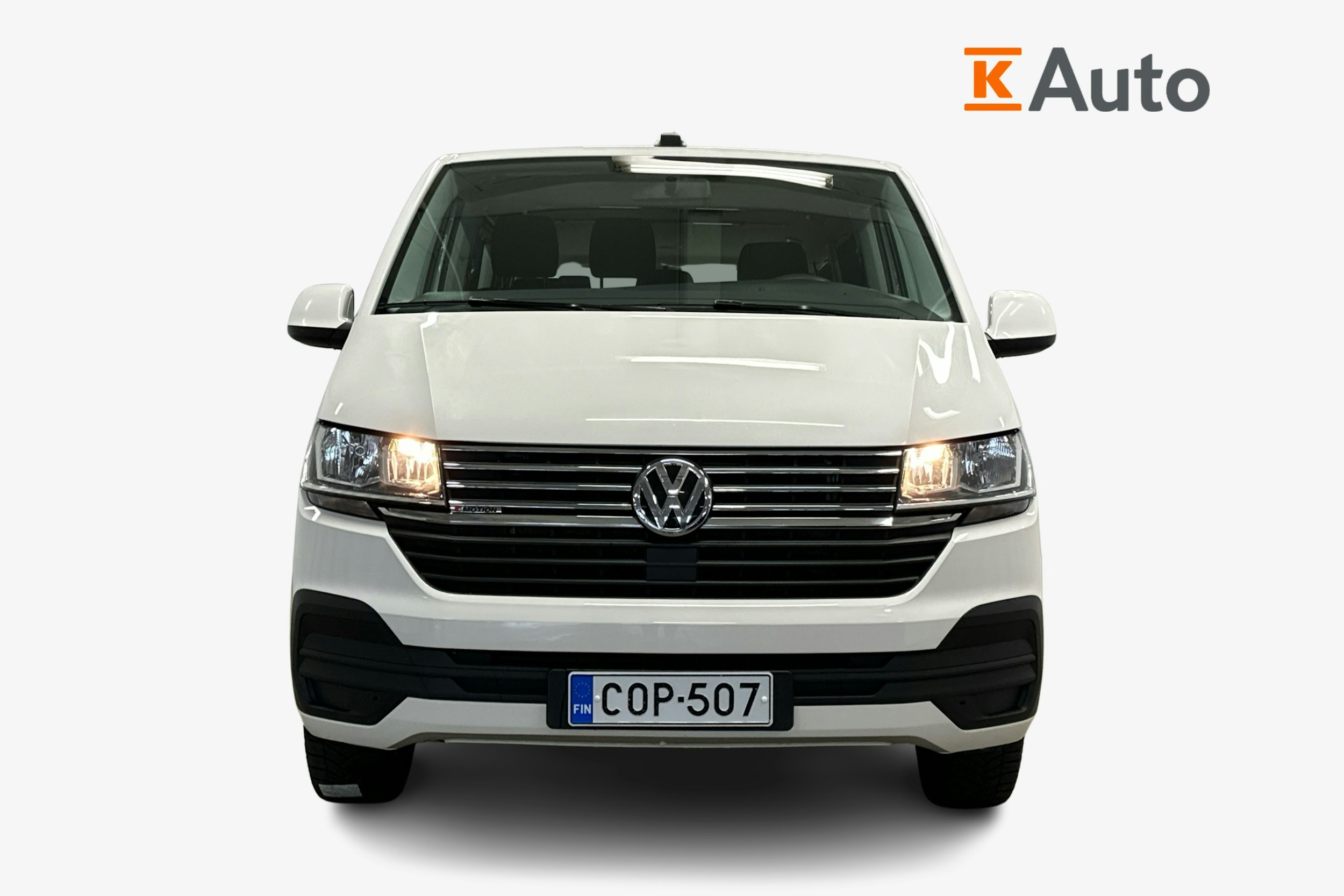 valkoinen Volkswagen Caravelle 2020 kuva 4.