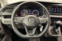 valkoinen Volkswagen Caravelle 2020 kuva 11.