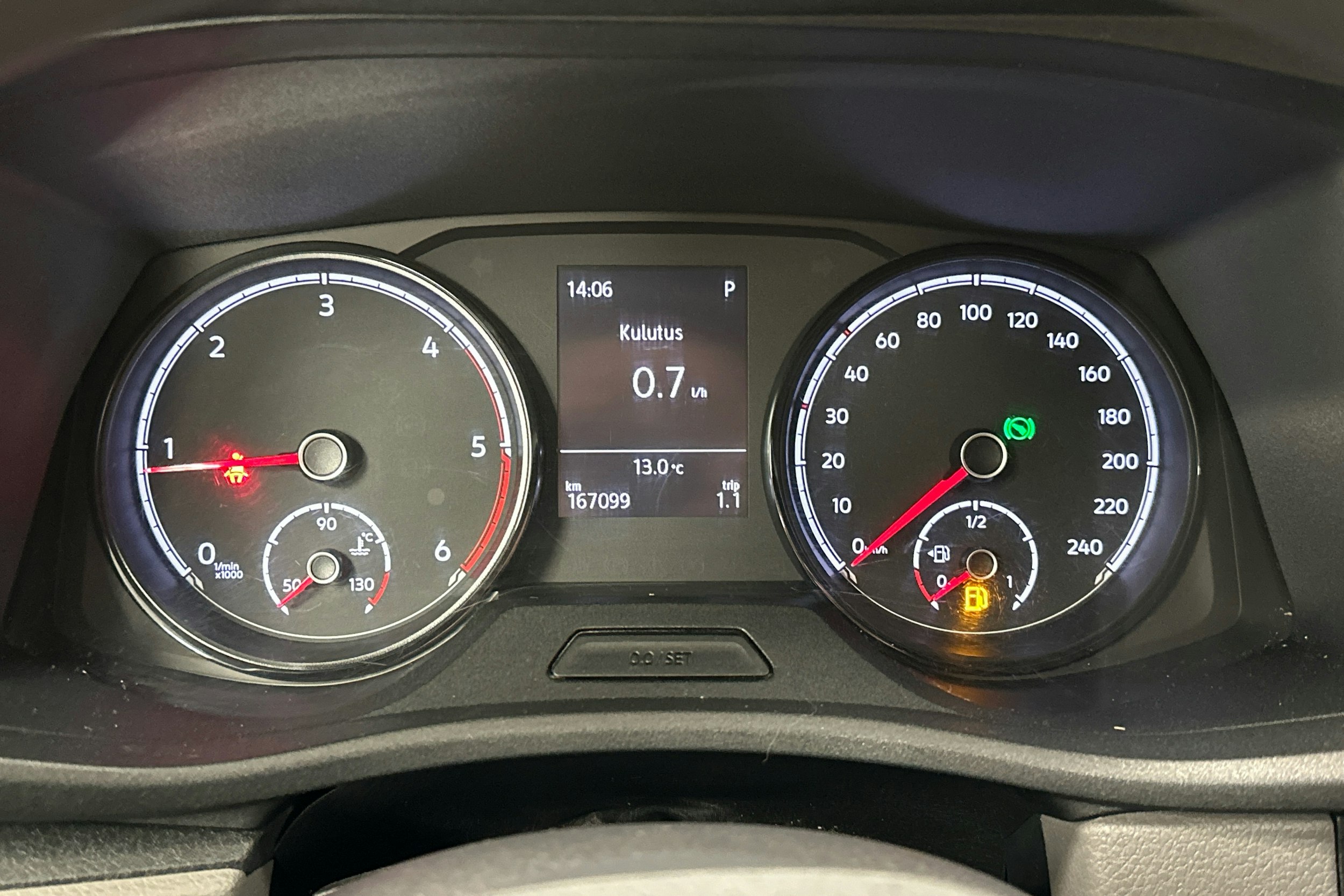 valkoinen Volkswagen Caravelle 2020 kuva 12.