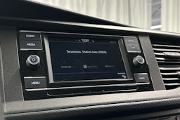 valkoinen Volkswagen Caravelle 2020 kuva 16.