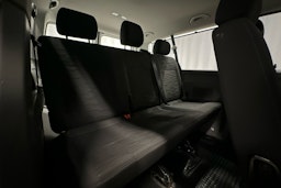 valkoinen Volkswagen Caravelle 2020 kuva 19.