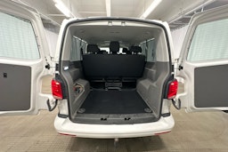 valkoinen Volkswagen Caravelle 2020 kuva 20.