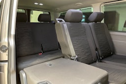 ruskea (beige) Volkswagen Caravelle 2020 kuva 14.