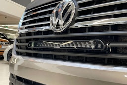 ruskea (beige) Volkswagen Caravelle 2020 kuva 27.