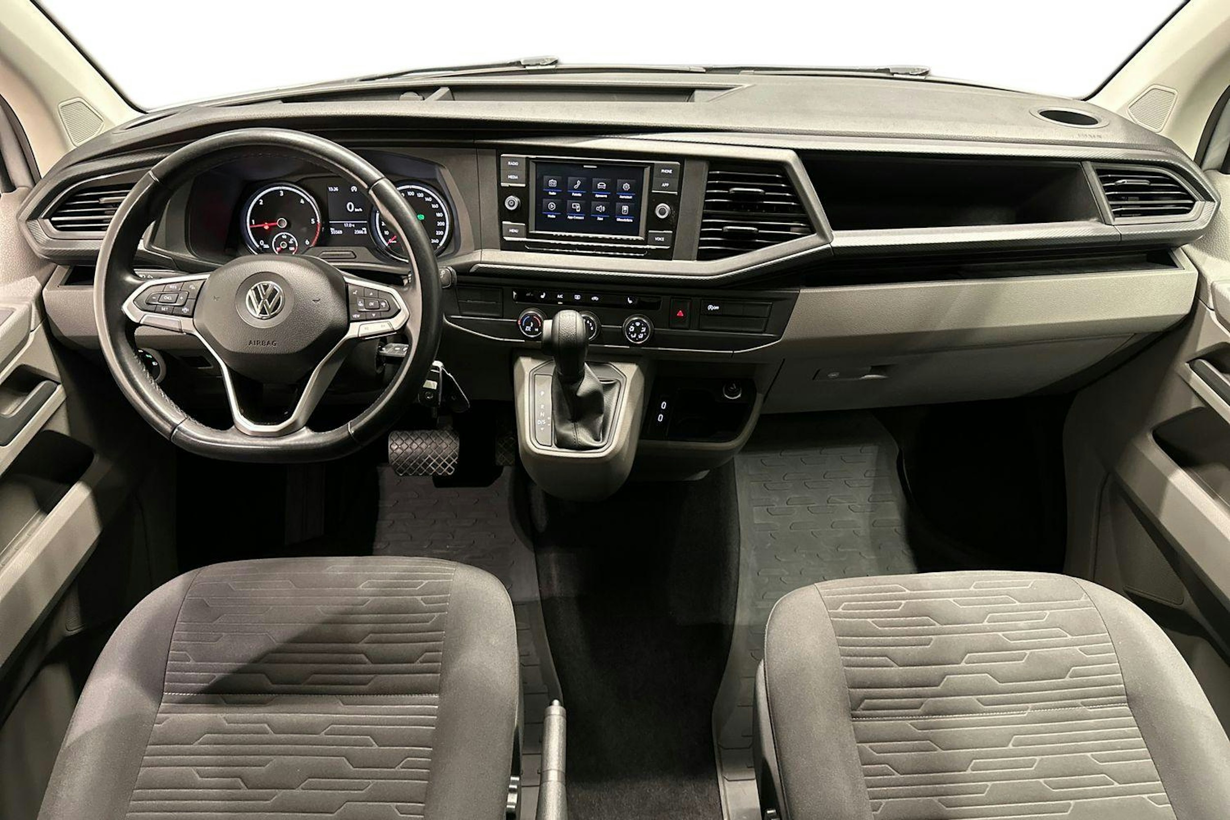 hopea Volkswagen Caravelle 2020 kuva 9.