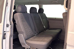 valkoinen Volkswagen Caravelle 2020 kuva 9.