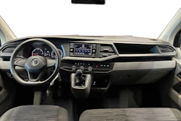 sininen Volkswagen Caravelle 2020 kuva 9.