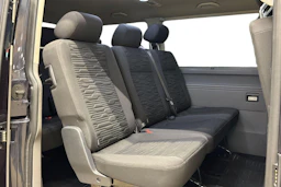 sininen Volkswagen Caravelle 2020 kuva 11.