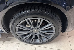 Musta Volkswagen CARAVELLE 2020 kuva 11.