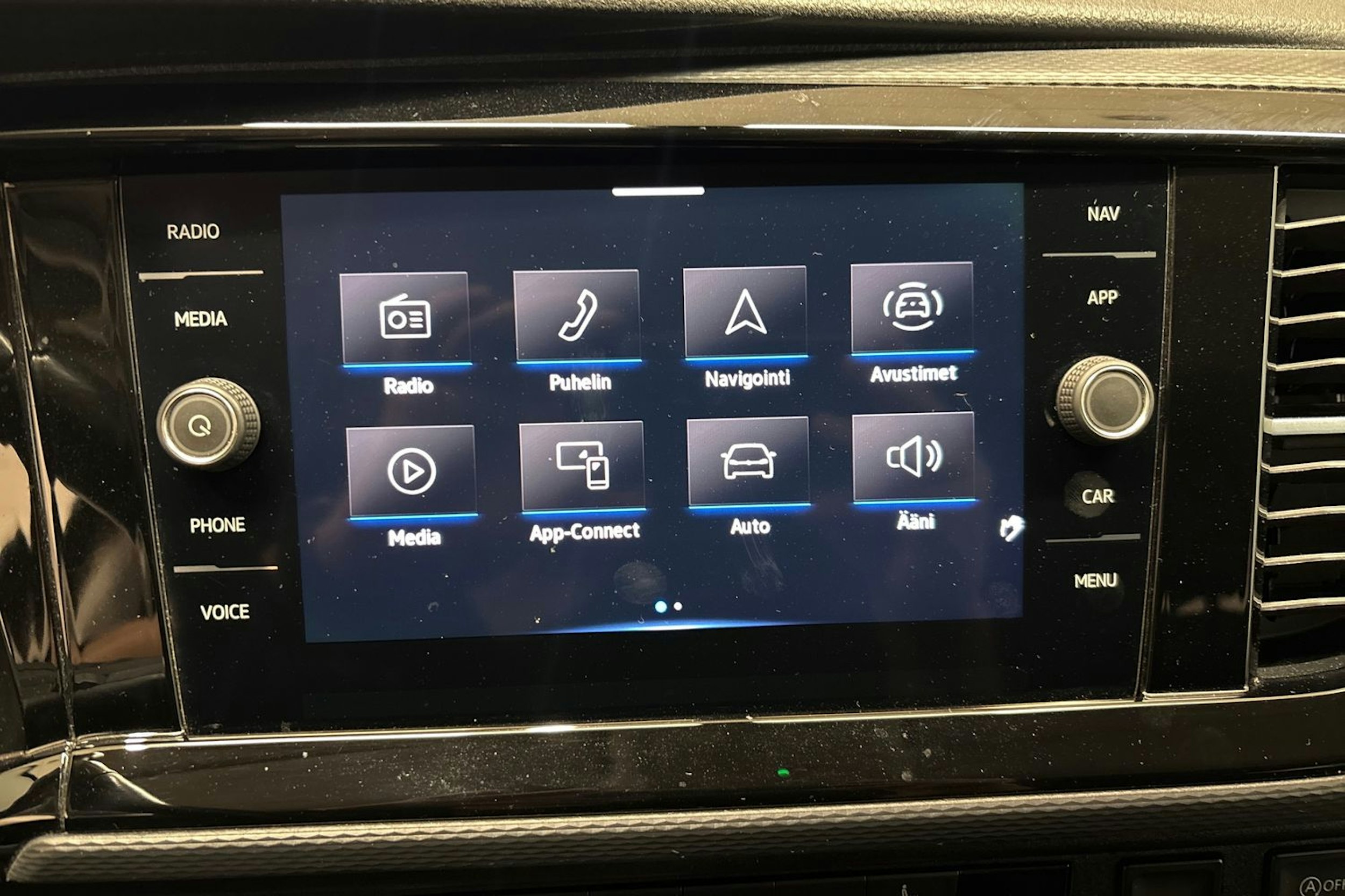 Musta Volkswagen CARAVELLE 2020 kuva 19.