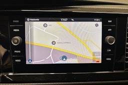 Musta Volkswagen CARAVELLE 2020 kuva 20.