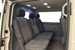 Valkoinen Volkswagen Caravelle 2020 kuva 3.