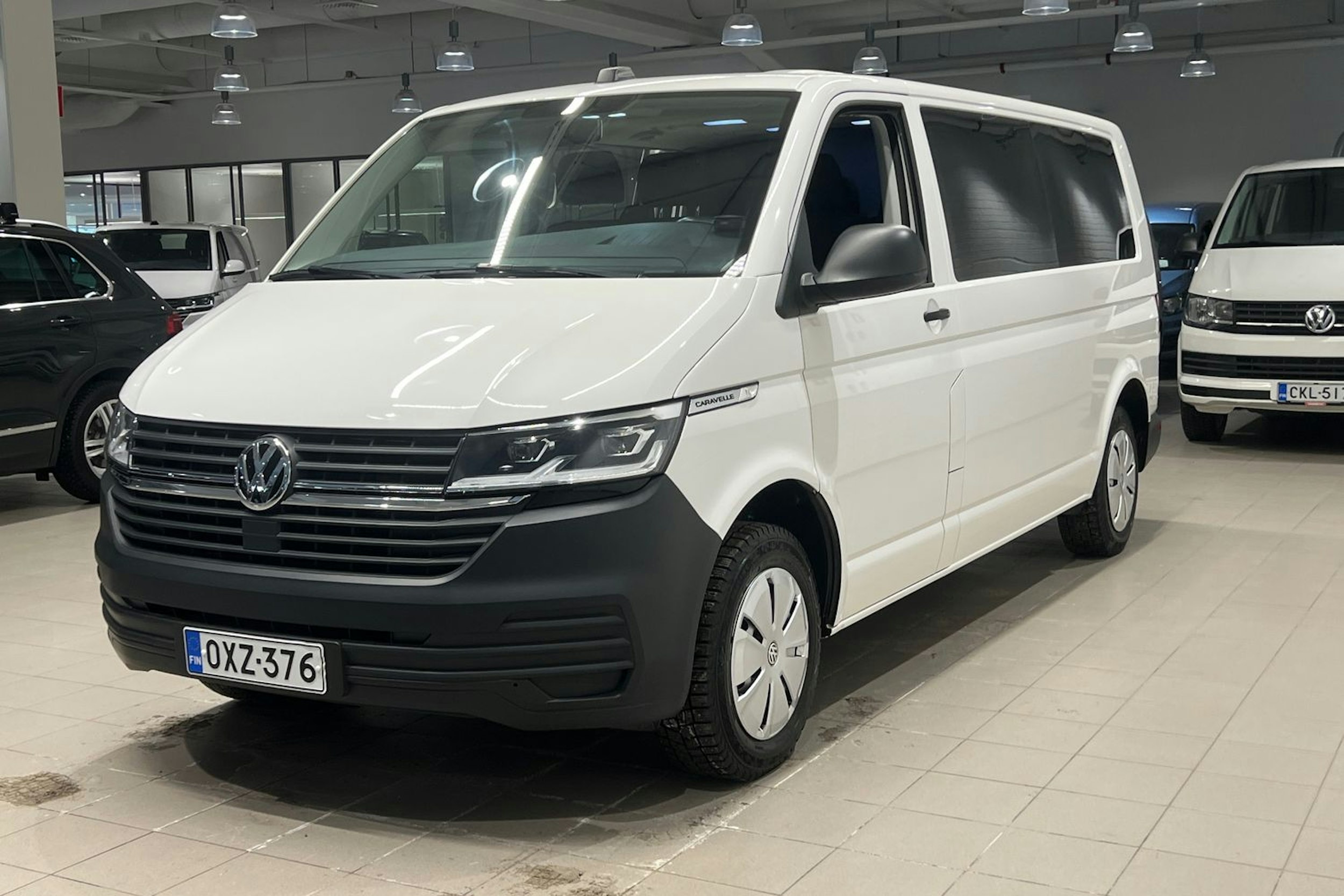 Valkoinen Volkswagen Caravelle 2020 kuva 22.
