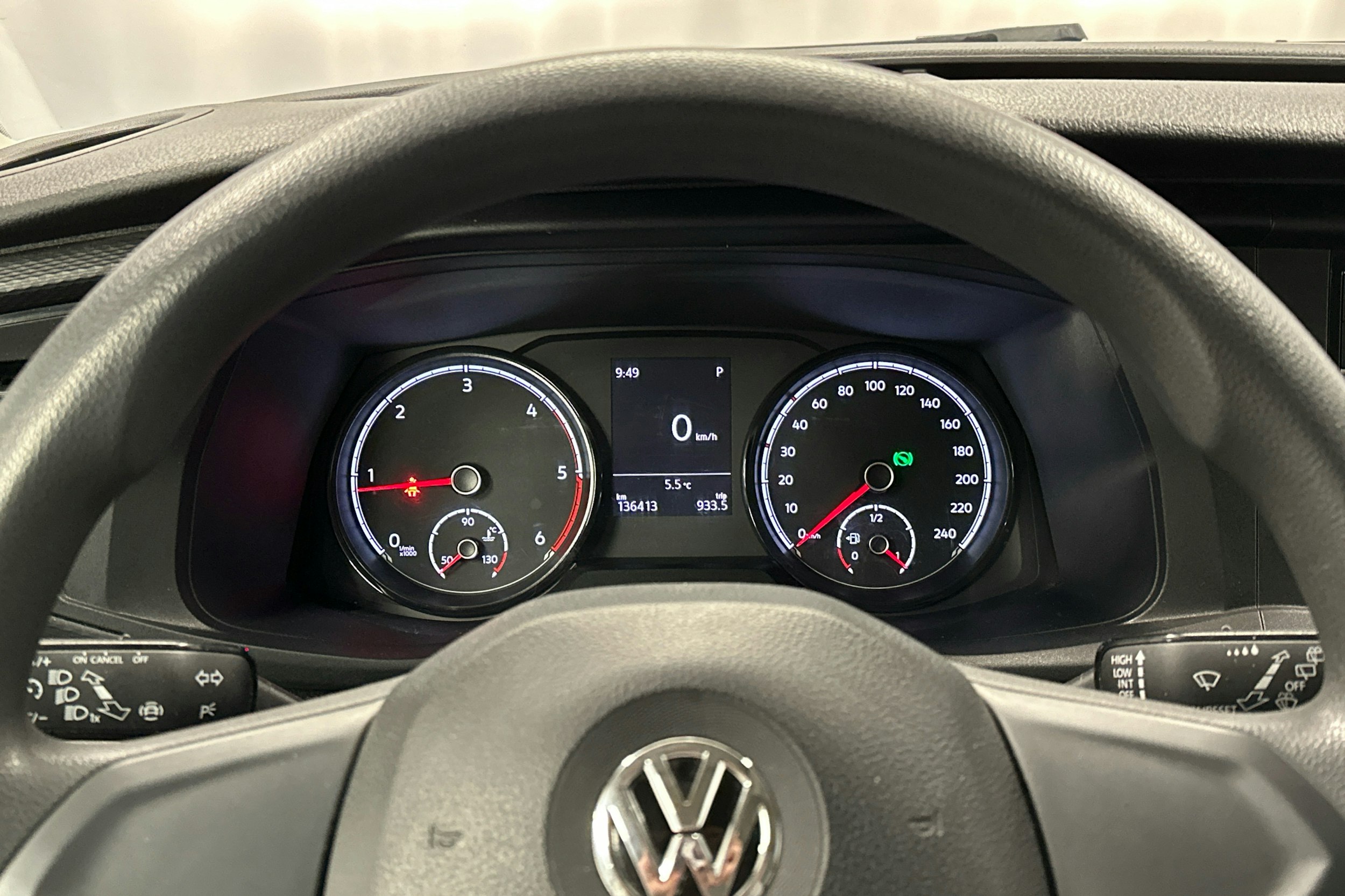 valkoinen Volkswagen Caravelle 2020 kuva 8.