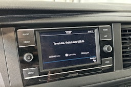 valkoinen Volkswagen Caravelle 2020 kuva 24.