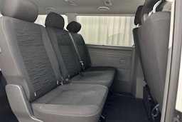 valkoinen Volkswagen Caravelle 2020 kuva 26.