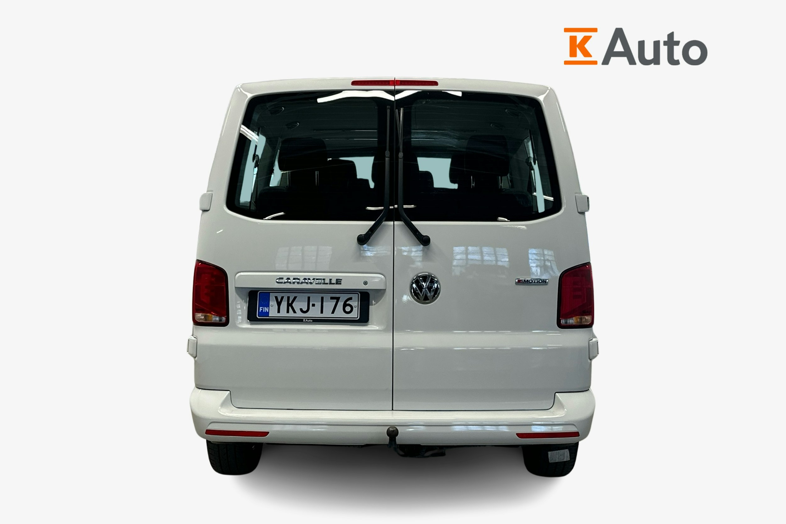 valkoinen Volkswagen Caravelle 2020 kuva 3.