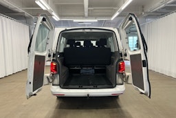 valkoinen Volkswagen Caravelle 2020 kuva 14.