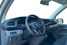 valkoinen Volkswagen Caravelle 2020 kuva 3.