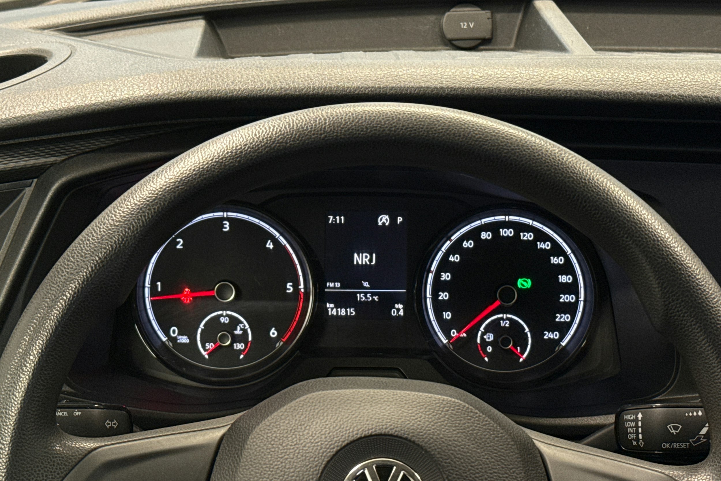 valkoinen Volkswagen Caravelle 2020 kuva 13.