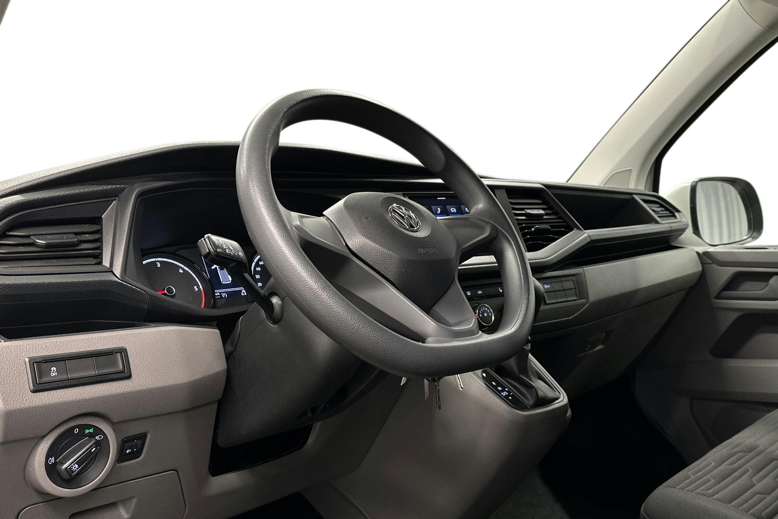 valkoinen Volkswagen Caravelle 2020 kuva 7.