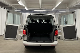 valkoinen Volkswagen Caravelle 2020 kuva 27.