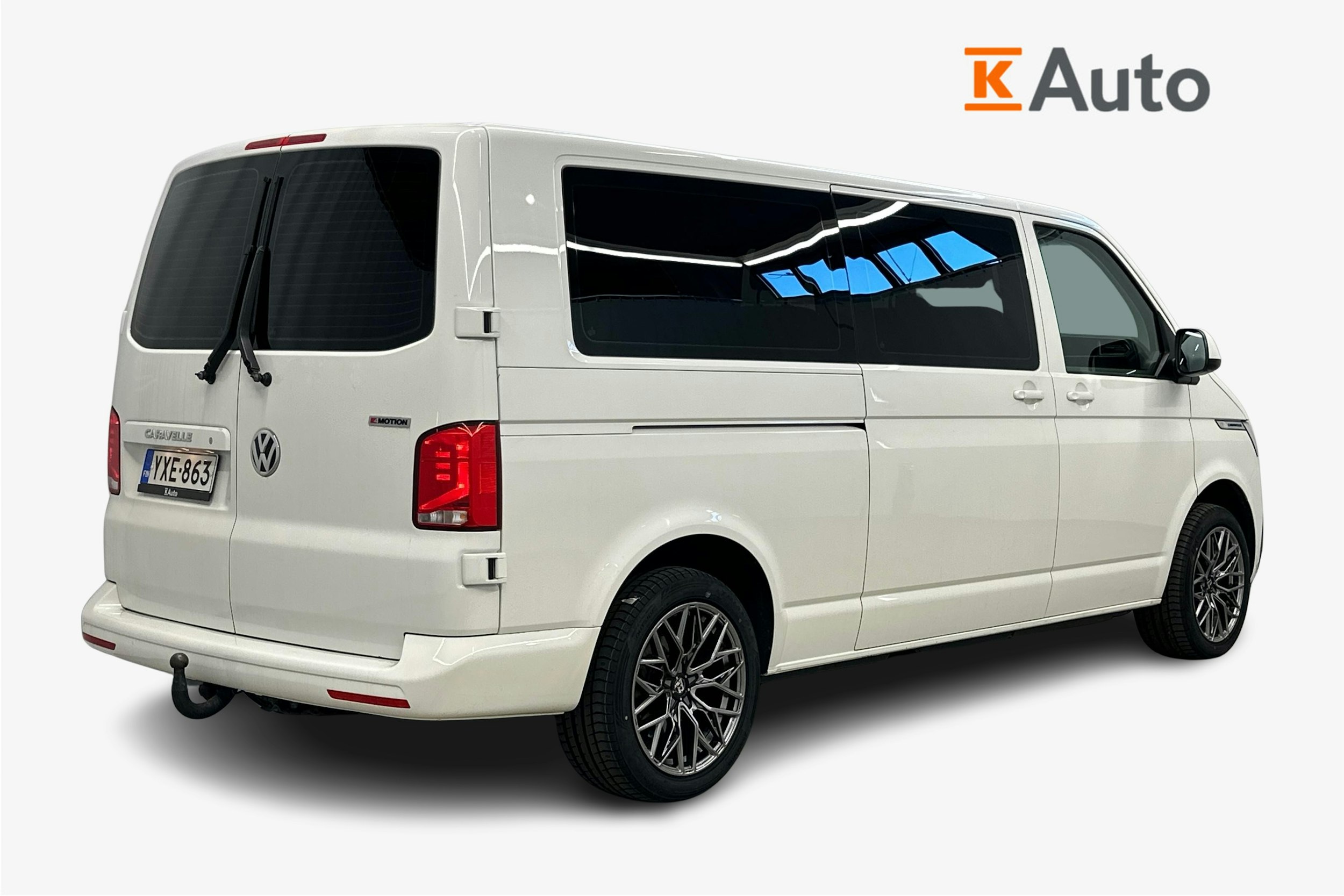 valkoinen Volkswagen Caravelle 2020 kuva 2.