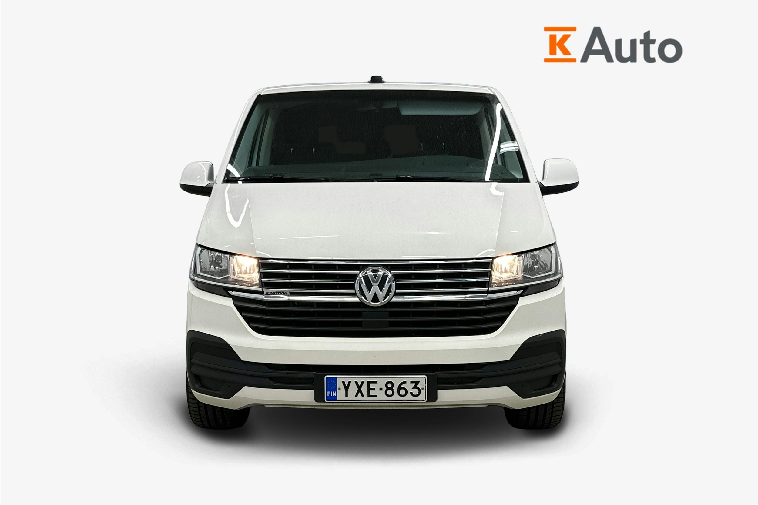 valkoinen Volkswagen Caravelle 2020 kuva 3.